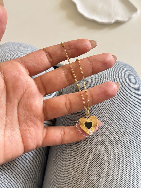 Collar de corazon Dorado